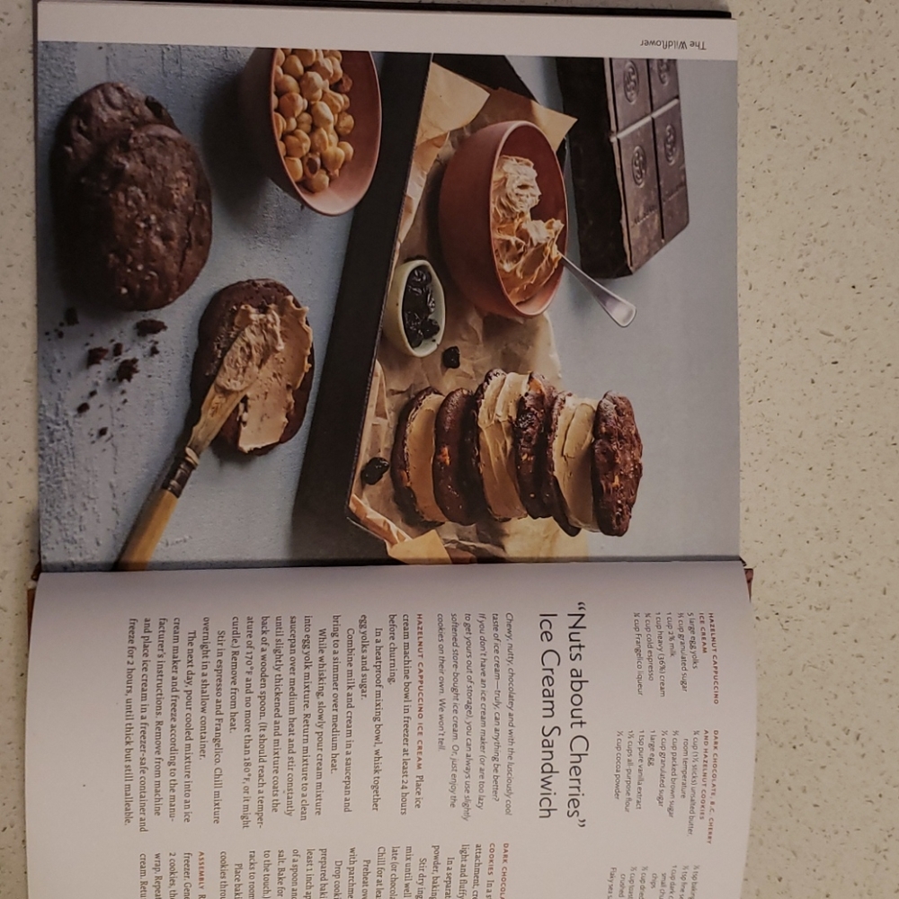 Book 📖 - Picture 3 of 4